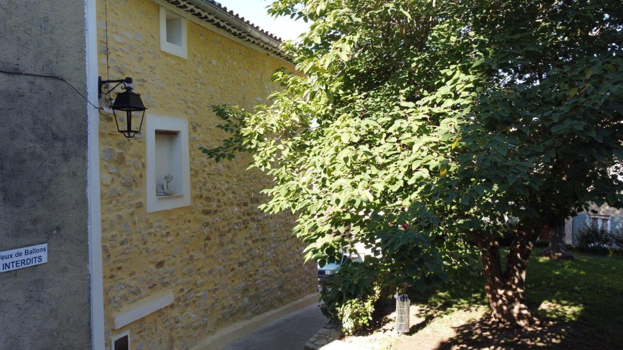 L'Angelus, Gite De Charme Au Coeur Du Vieux Village De Sablet Luaran gambar